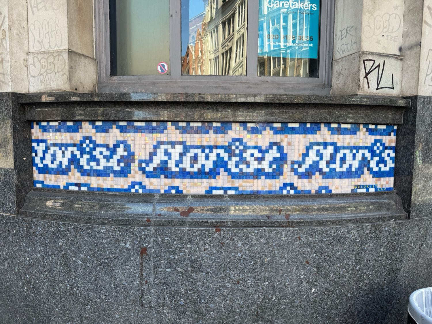 Calvert Avenue, Old Nat West Bank mosaic artwork in London